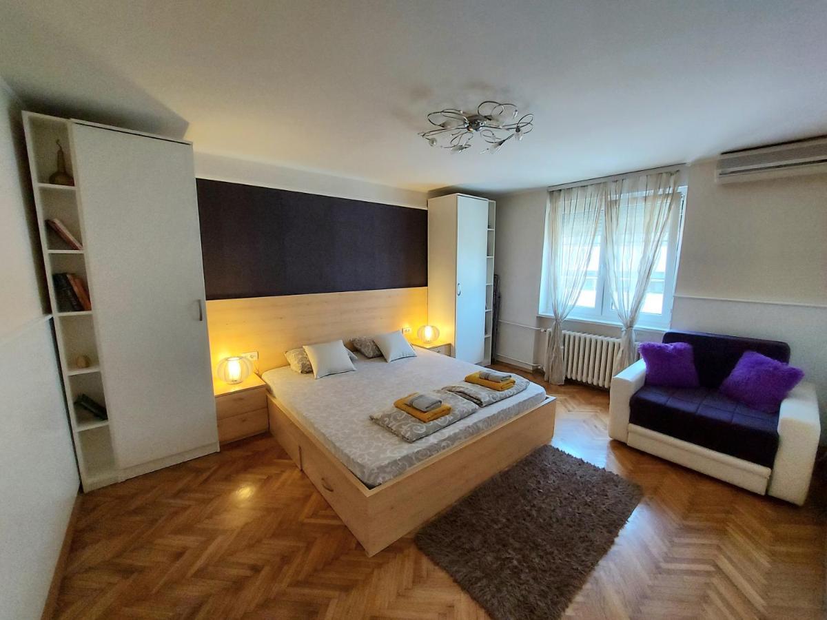 Central Apartment With Garage Novi Sad Exteriér fotografie