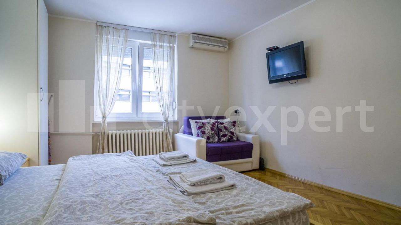 Central Apartment With Garage Novi Sad Exteriér fotografie