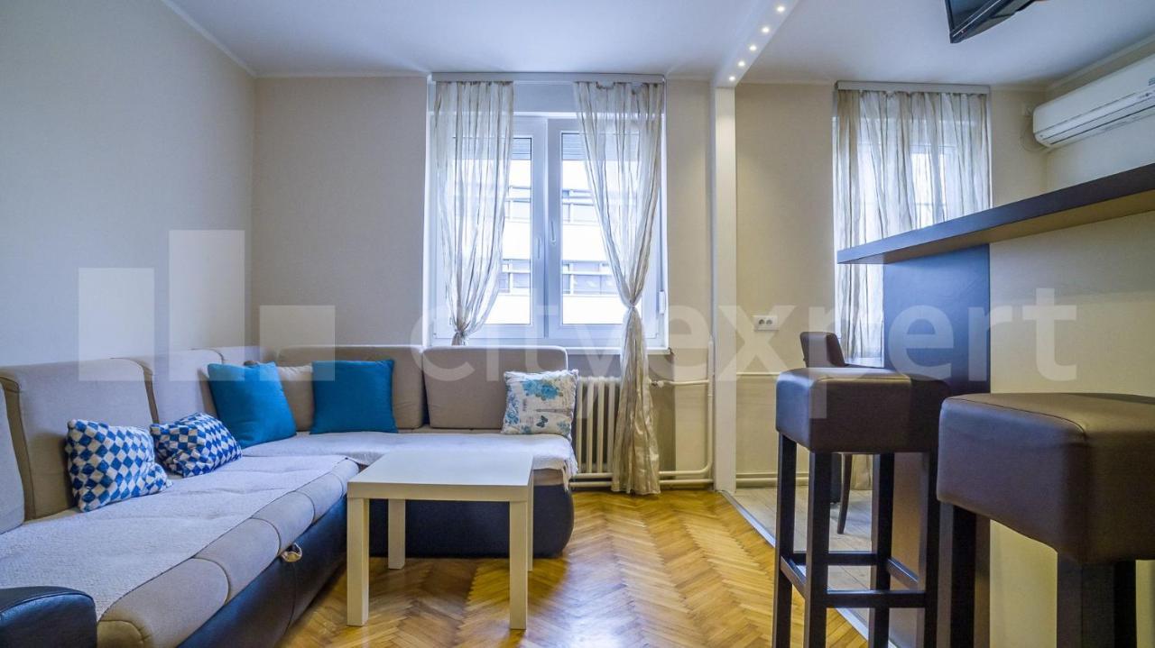 Central Apartment With Garage Novi Sad Exteriér fotografie