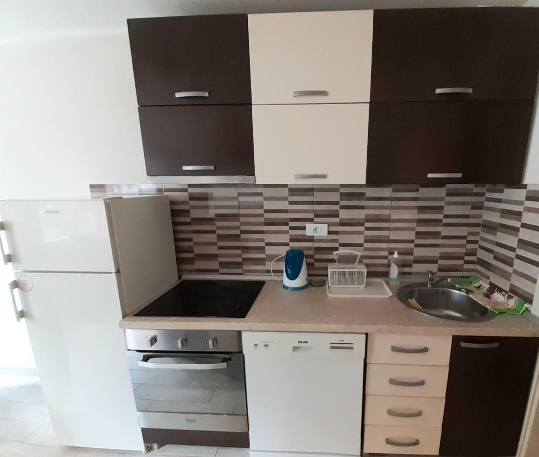 Central Apartment With Garage Novi Sad Exteriér fotografie