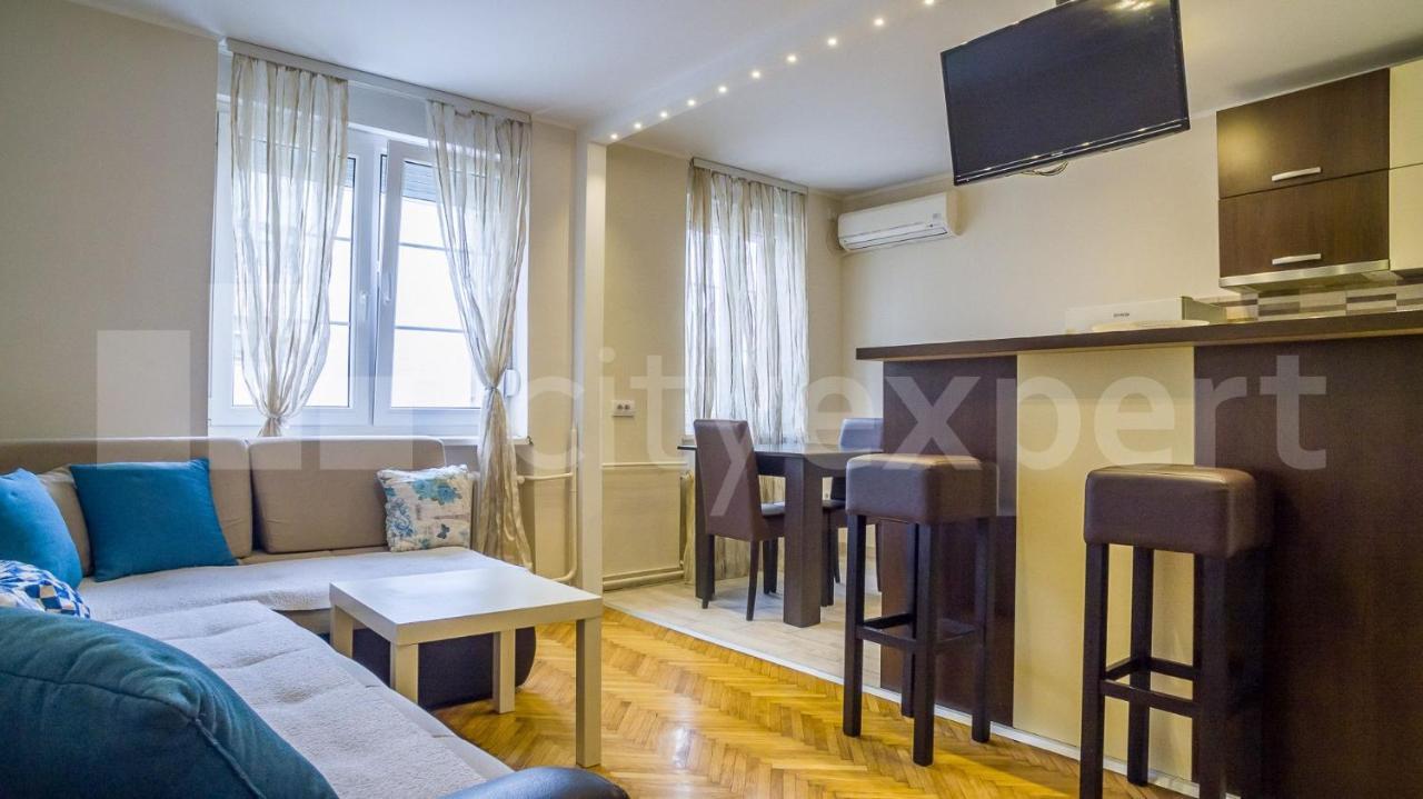 Central Apartment With Garage Novi Sad Exteriér fotografie