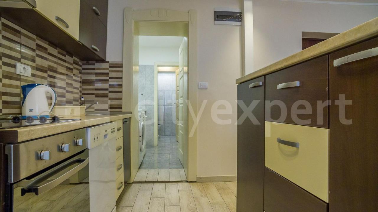 Central Apartment With Garage Novi Sad Exteriér fotografie